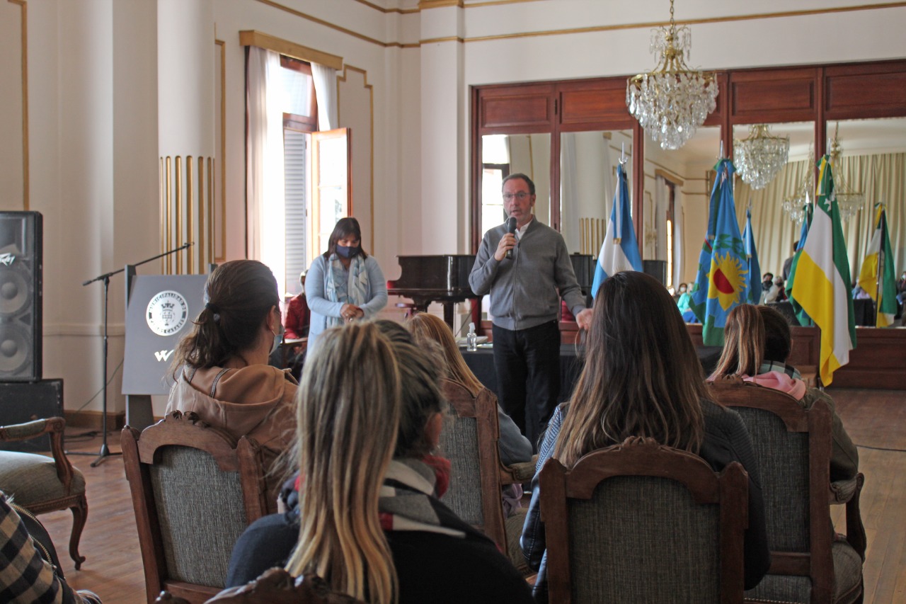 MUNICIPALES De CARLOS CASARES B A Fe Si Mu Bo