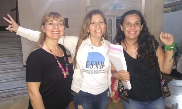 Trabajadoras municipales se sumaron al paro internacional feminista