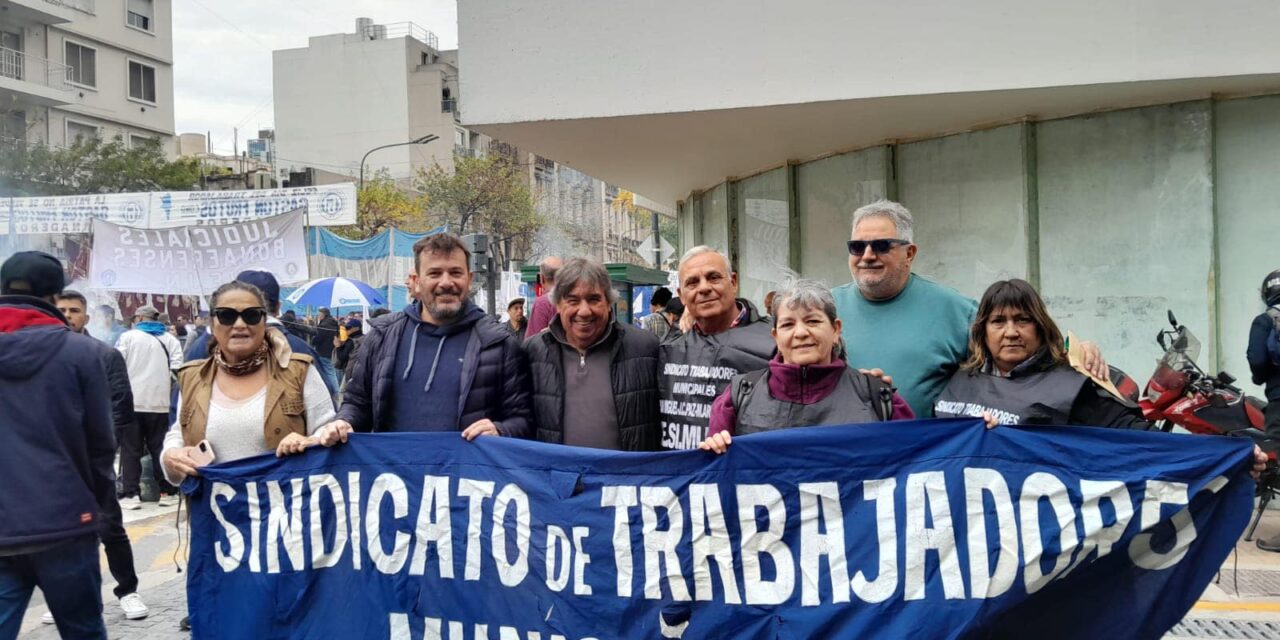 Capital Federal – Argentina 🇦🇷 1° de Mayo Movilización de la CGT Nacional!!!. Venceremos!!!.