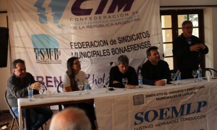 Municipales se reunieron en La Plata: «Algunos intendentes les quieren pasar la crisis a los trabajadores»