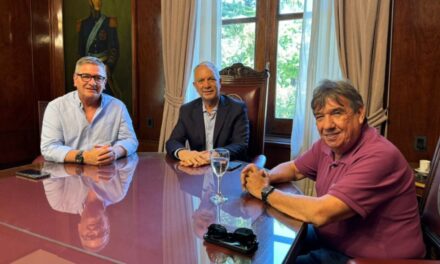 Alak se reunió con sindicatos de municipales